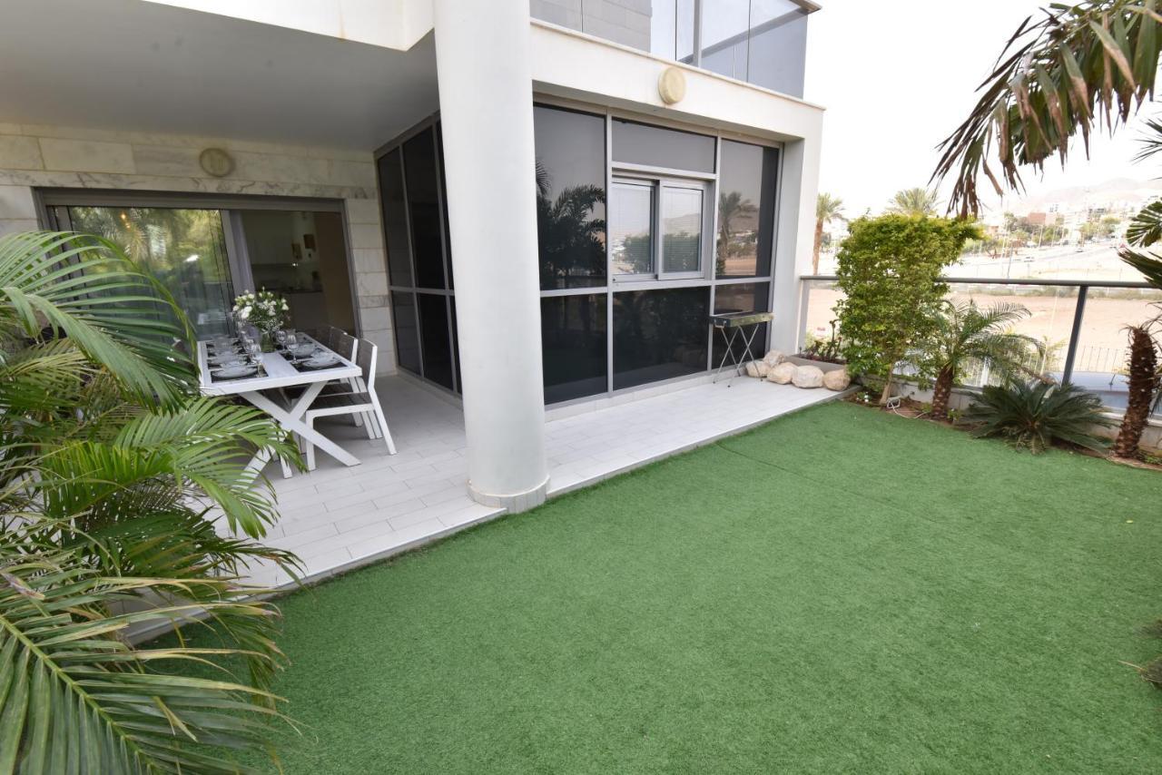 דירת גן דלוקס-Deluxe Garden Apartment by CRWON Eilat Buitenkant foto